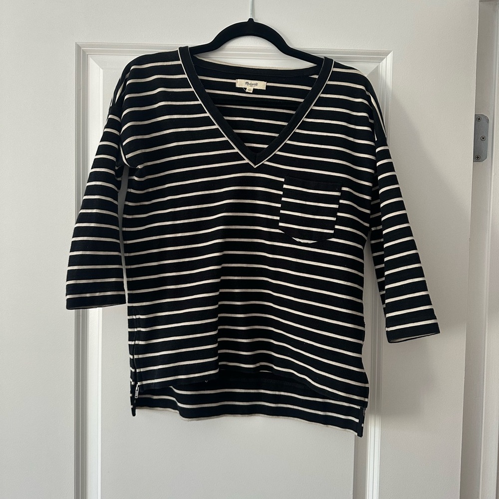 Madewell Black White Striped Long Sleeve V-Neck Top Women’s XS Casual Classic